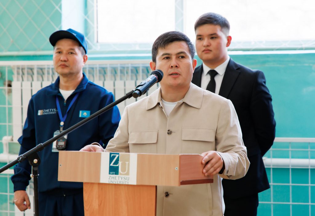 Порно девственницы онлайн жаңа эпизодтары Тольяттидегі интимдік стриптиз бағасы